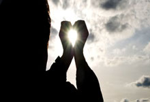 球队主帅谈及球员表现：全队发挥稳定、出色